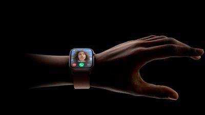 Apple Watch Double-Tap Gesture Is Rolling Out Now - pcmag.com