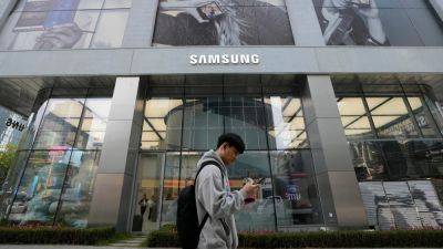 Samsung sees memory recovery next year after profit beat - tech.hindustantimes.com - Usa - China - North Korea - After