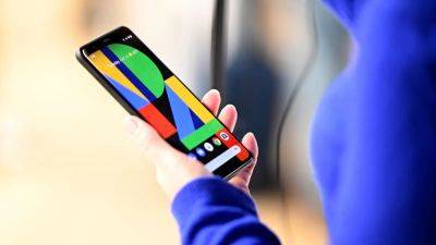 Phones under 20000: Grab the top brands from Poco to Vivo with these advanced features - tech.hindustantimes.com - These