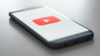 Man slaps case against YouTube for its ad blocker detection 'spyware' - tech.hindustantimes.com - Ireland