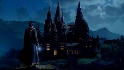 Hogwarts Legacy Retakes Top Spot in Weekly UK Charts Thanks to Switch Launch and Black Friday Discounts - gamingbolt.com - Britain - city Rogue