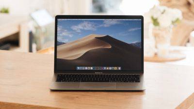 Grab Apple MacBook Air M2 with $250 off in this amazing Black Friday deal - tech.hindustantimes.com