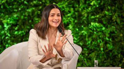 After Alia Bhatt deepfake video goes viral, know these top 10 crucial safety tips - tech.hindustantimes.com - These - After