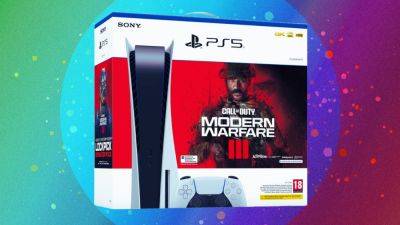 Score a PS5 and Modern Warfare 3 for Just £399 with This Amazing Early Black Friday Deal - ign.com - Britain
