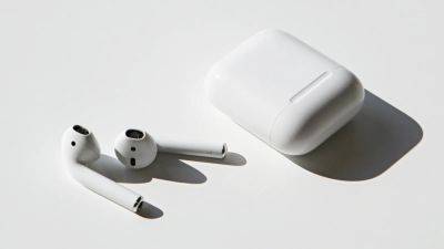 Early Black Friday offer: Grab AirPods 2nd Gen with $60 off! - tech.hindustantimes.com