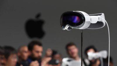 Apple Vision Pro currently in mass production, to hit stores in late January, says report - tech.hindustantimes.com