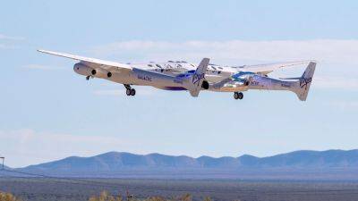 Virgin Galactic carries first tourists to the edge of Space - tech.hindustantimes.com - Britain - Italy - New York - state New Mexico