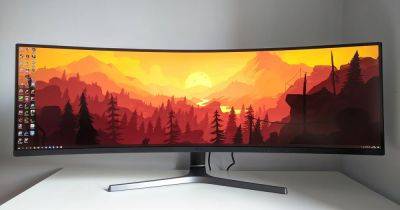Samsung's titanic 49-inch CRG9 gaming monitor is down to £649 via Samsung's Ebay outlet - rockpapershotgun.com - Britain