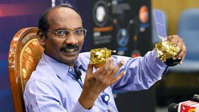 Former ISRO chief looks to the future as Chandrayaan-3 mission nears lunar touchdown - tech.hindustantimes.com - Russia - India