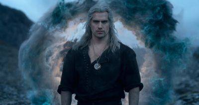 The Witcher Director Offers His Opinion On Why Henry Cavill Left The Show - gameranx.com