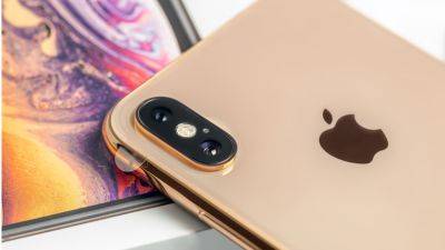 Apple is Getting Rid of The Gold iPhone - pcmag.com
