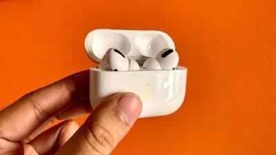 Apple may unveil new AirPods with USB-C charging case at the iPhone 15 launch event - tech.hindustantimes.com