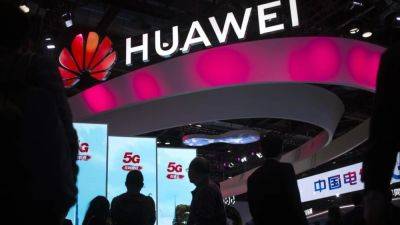 Huawei’s Mystery Phone Rallies China in Fight Against US Curbs - tech.hindustantimes.com - Taiwan - Usa - China - city Shanghai - city Beijing