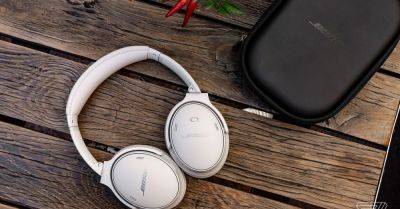 The Bose QuietComfort 45 noise-canceling headphones are $130 off for a refurb model - theverge.com