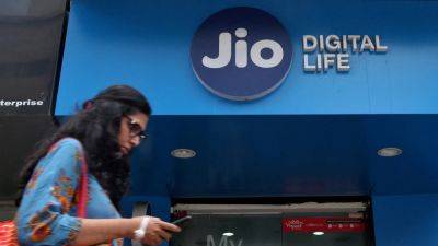 Exciting Jio prepaid recharge plans unveiled to mark 7th anniv; get free Netflix, McDonald’s meal too - tech.hindustantimes.com - India