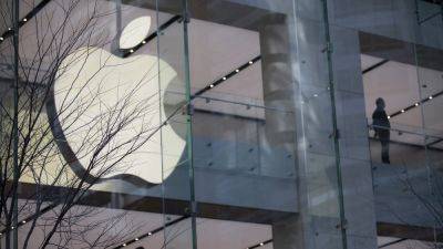 Apple’s 2-Day Slide Nears $200 Billion on China iPhone Curbs - tech.hindustantimes.com - Usa - China - state California - city Beijing