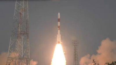 XPoSat Mission launched! After Chandrayaan-3 mission, Aditya-L1 mission triumphs, ISRO takes another big step - tech.hindustantimes.com - India - city Chennai - county Centre - After