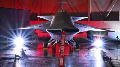 Lockheed and NASA Unveil Supersonic Jet X-59 That Curbs Window-Shattering Sonic Boom - tech.hindustantimes.com - Usa - state California - Los Angeles - New York