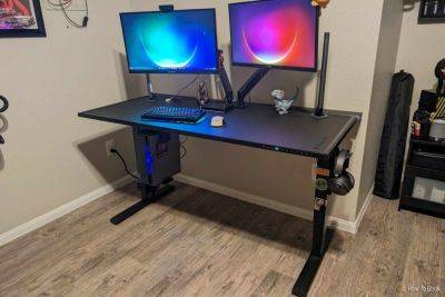 Secretlab MAGNUS Pro Desk Review: A Versatile Standing Desk for Gamers and Beyond - howtogeek.com