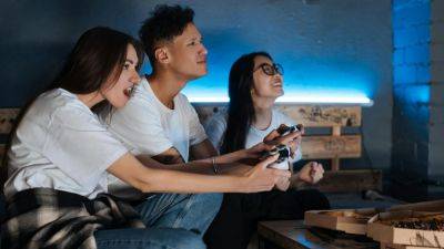 Gamer? Sony, ASUS to Nintendo, pick the best gaming console from this top 5 list on Amazon - tech.hindustantimes.com