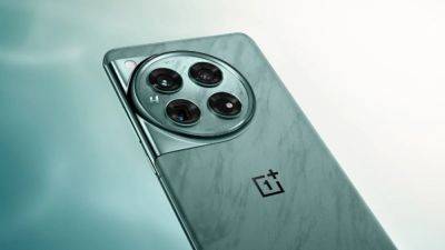 OnePlus 12, 12R LAUNCHED in India! Know features, specifications, pricing, and more - tech.hindustantimes.com - China - India