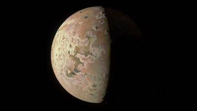 NASA’s Juno spacecraft captures mesmerizing image of Jupiter's moon Io; Know what experts said - tech.hindustantimes.com - state Texas