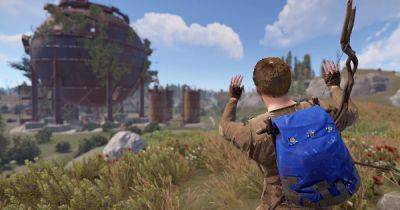 Rust is finally adding backpacks to kick off its second decade - rockpapershotgun.com - Poland