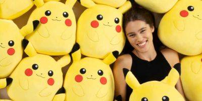 Pokemon's OG Pikachu Squishmallow Is In Stock For Just $16 At Walmart - thegamer.com - Britain