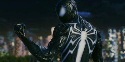 One of Marvel's Spider-Man 2's Most Popular Suits Has a Scary Secret - gamerant.com