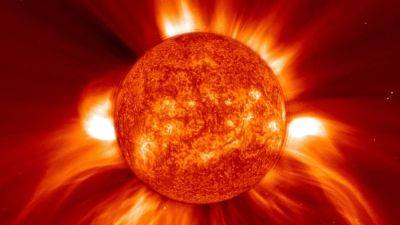 Solar storm watch: Geomagnetic storm on the cards today due to possible CME impact - tech.hindustantimes.com