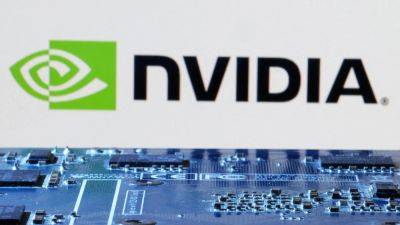 Nvidia CEO Jensen Huang unveils flagship AI chip, the B200, aiming to extend dominance - tech.hindustantimes.com