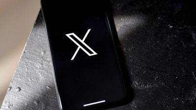 Musk's xAI to enable chatbot Grok for all premium subscribers of X - tech.hindustantimes.com - France