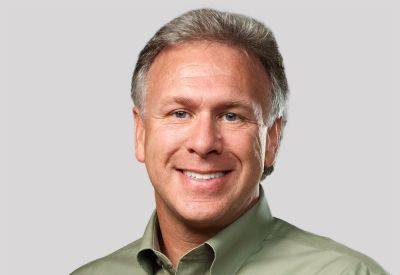 Apple’s Former VP Of Worldwide Marketing, Phil Schiller, Reportedly Works 80 Hours A Week Overseeing And Defending The App Store - wccftech.com