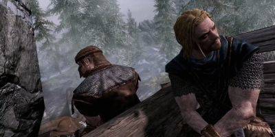 Unlucky Skyrim Courier Shows Up at Exactly the Wrong Time - gamerant.com