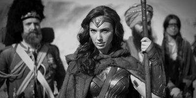 Zack Snyder Unveils Details of Scrapped Wonder Woman 1854 Plot - gamerant.com