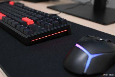 4 Ways a Keyboard and Mouse Is Still Useful for Xbox and PS5 Owners - howtogeek.com