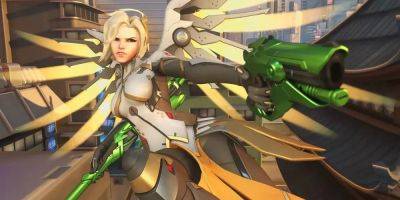 Overwatch 2 Fan Spots Bizarre Bug When Gold and Jade Guns Come Too Close to Each Other - gamerant.com