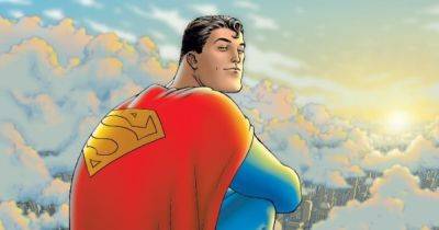 Superman: James Gunn Shares First Look at David Corenswet in DCU Movie - comingsoon.net - Usa - county Clark - state Kansas